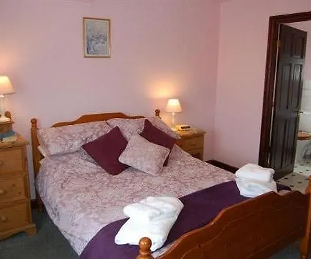 Hotel Old Black Bull 3*